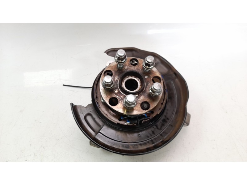 Recambio de mangueta trasera derecha para lexus is 2.5 16v cat (híbrido) referencia OEM IAM 4230453020  