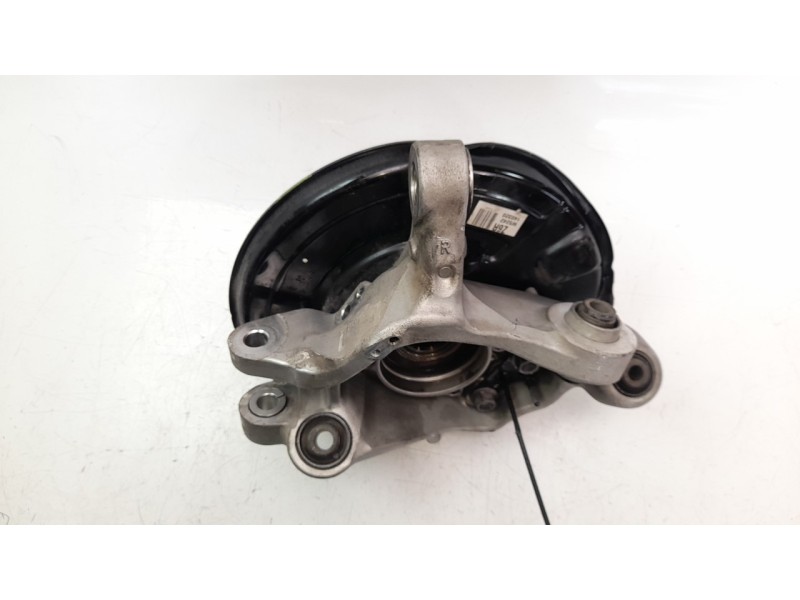 Recambio de mangueta trasera derecha para lexus is 2.5 16v cat (híbrido) referencia OEM IAM 4230453020  