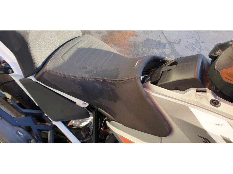 Recambio de asiento delantero para ktm 1290 super adventure wh 1290 super adventure wh referencia OEM IAM 61907140000C1A  