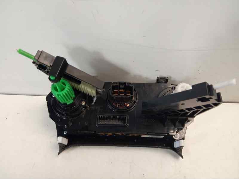 Recambio de mando calefaccion / aire acondicionado para hyundai i20 1.2 16v cat referencia OEM IAM 97250C8010  