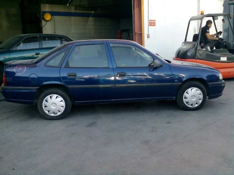 opel vectra a del año 1993
