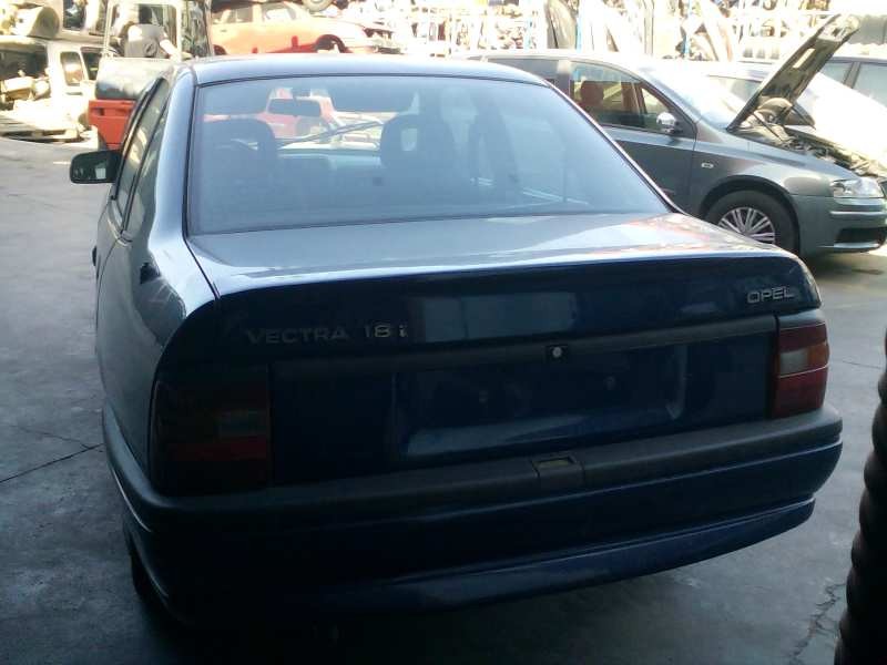 opel vectra a del año 1993
