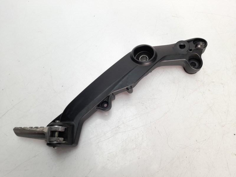 Recambio de estribo para ducati scrambler 1100 scrambler 1100 referencia OEM IAM 2822A  