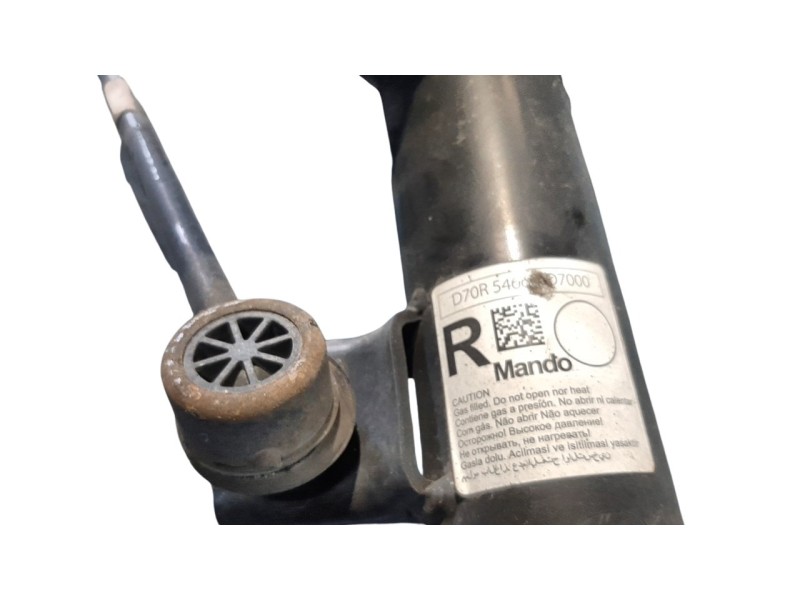 Recambio de amortiguador delantero derecho para hyundai tucson classic blue referencia OEM IAM 54660D7000  