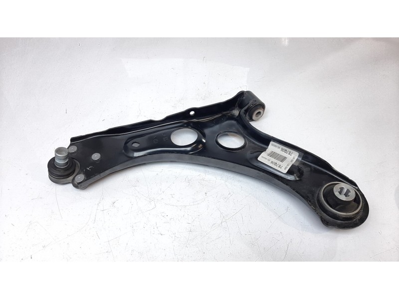 Recambio de brazo suspension delantero izquierdo para peugeot 208 (p2) active referencia OEM IAM 9857903080  