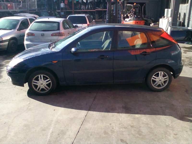 ford focus berlina (cak) del año 2003