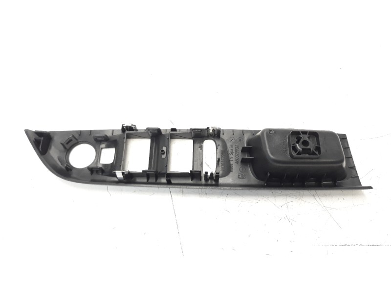 Recambio de moldura para opel corsa f 1.2 referencia OEM IAM 9830172980 39176132 
