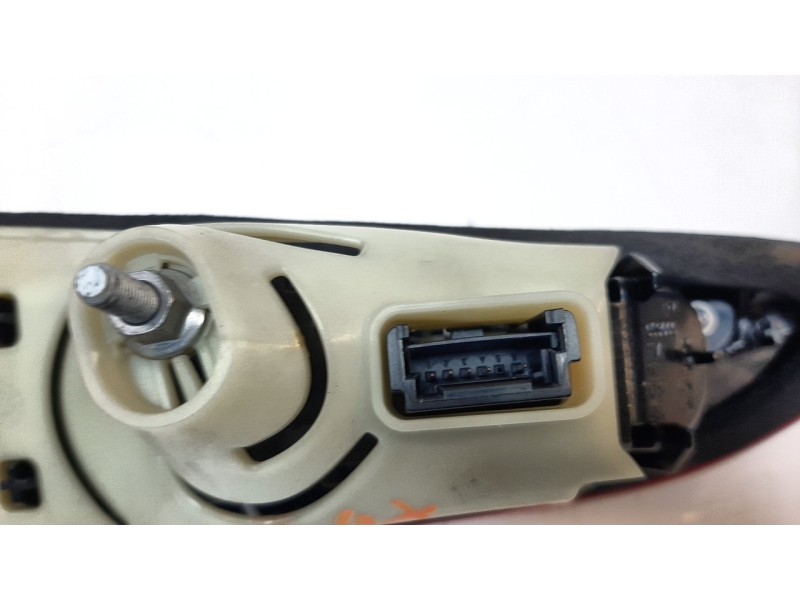 Recambio de piloto trasero derecho interior para bmw serie s4 coupe (g22) (2020- ...) m440d xdrive referencia OEM IAM 6321747760