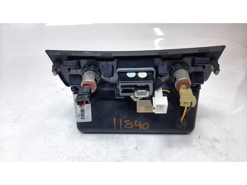 Recambio de cenicero para hyundai tucson classic blue referencia OEM IAM 84630D70604X  
