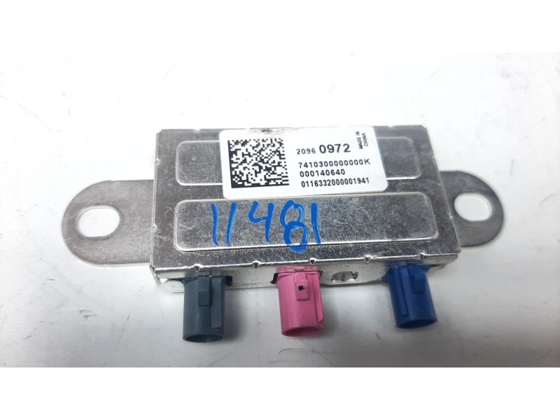 Recambio de antena para opel insignia berlina 1.6 cdti dpf referencia OEM IAM 20960972  
