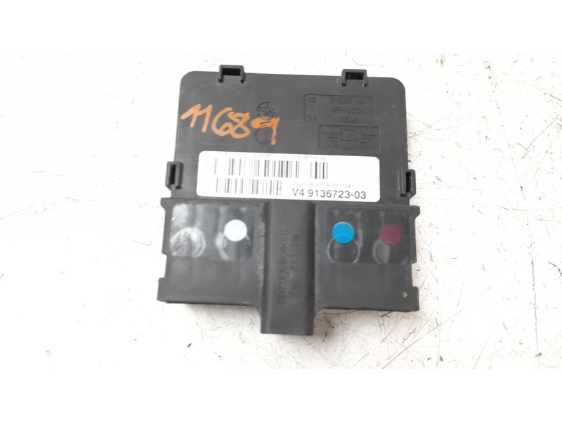 Recambio de caja reles / fusibles para mini clubman (r55) 1.6 16v cat referencia OEM IAM 9136723  