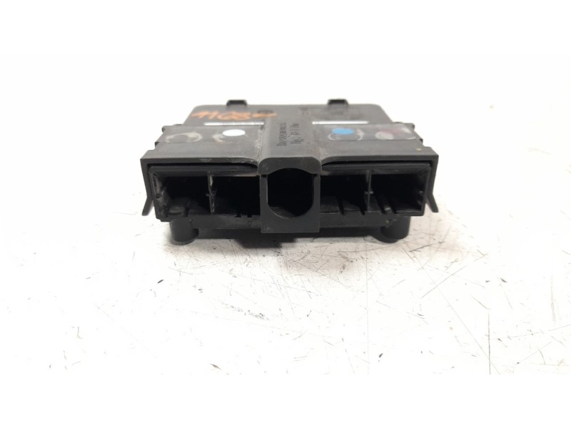 Recambio de caja reles / fusibles para mini clubman (r55) 1.6 16v cat referencia OEM IAM 9136723  