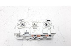 Recambio de luz interior para peugeot 208 1.2 12v e-thp referencia OEM IAM 96754056PR   2