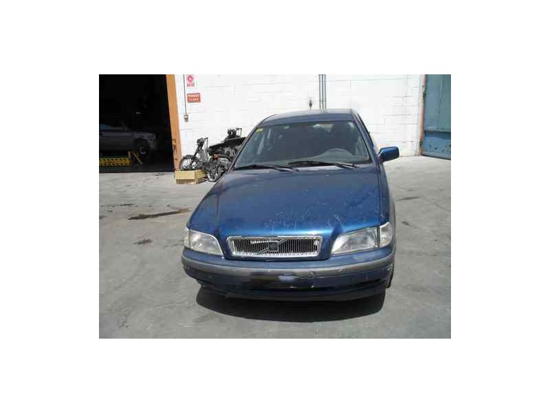 volvo s40 berlina del año 1998