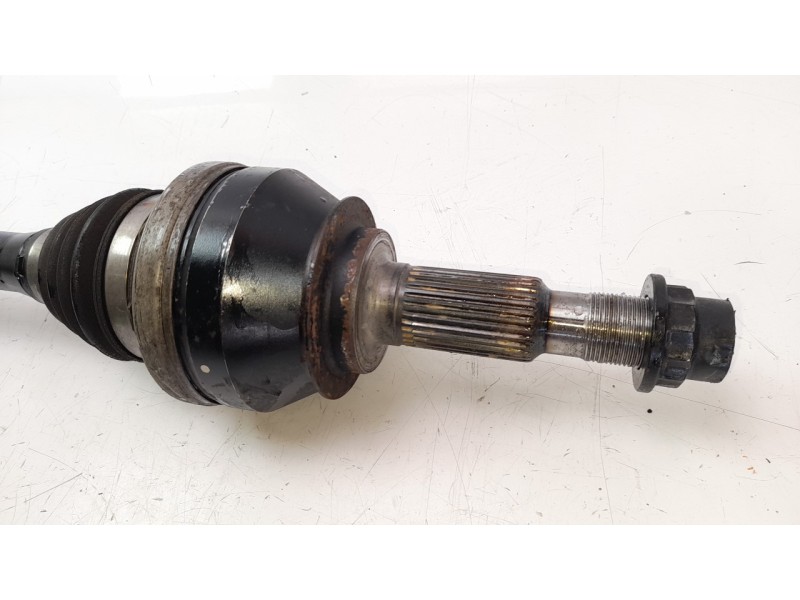Recambio de transmision trasera izquierda para lexus is 2.5 16v cat (híbrido) referencia OEM IAM 4234053040  