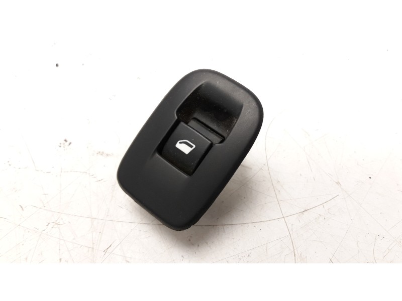 Recambio de mando elevalunas trasero derecho para peugeot 208 1.2 12v e-thp referencia OEM IAM 98242552ZD IAF440107CP 