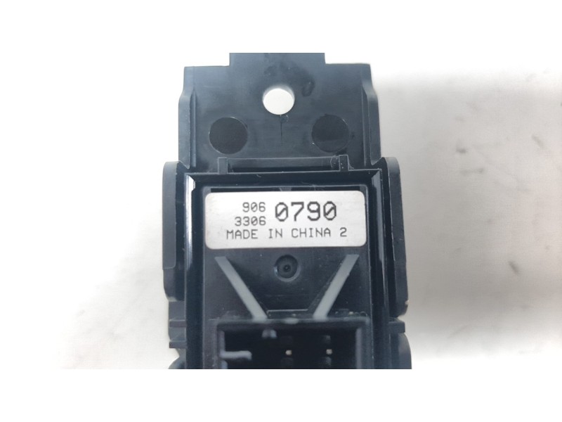 Recambio de interruptor para opel insignia berlina 1.6 cdti dpf referencia OEM IAM 9060790  