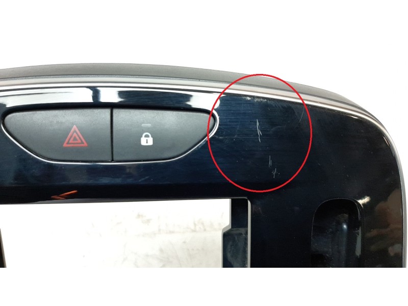 Recambio de embellecedor salpicadero para renault clio iv referencia OEM IAM 682608437R  