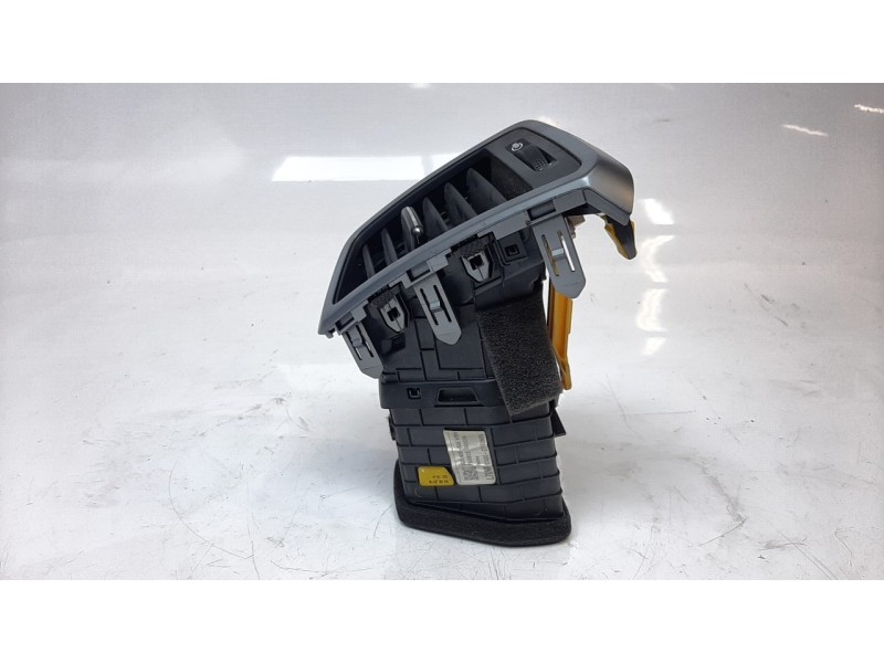 Recambio de aireador derecho para hyundai tucson classic blue referencia OEM IAM 97490D7000  