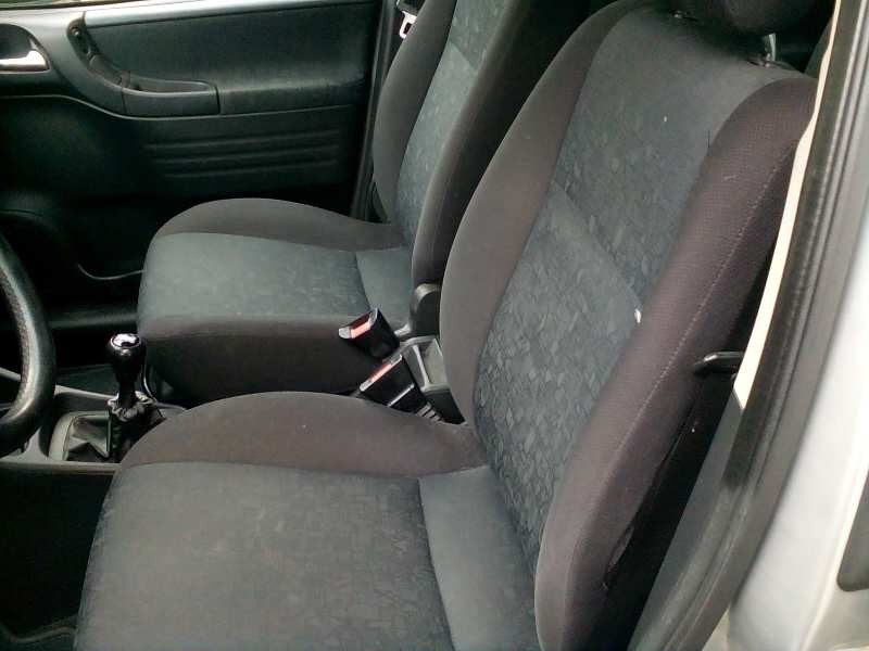 opel zafira a del año 2001