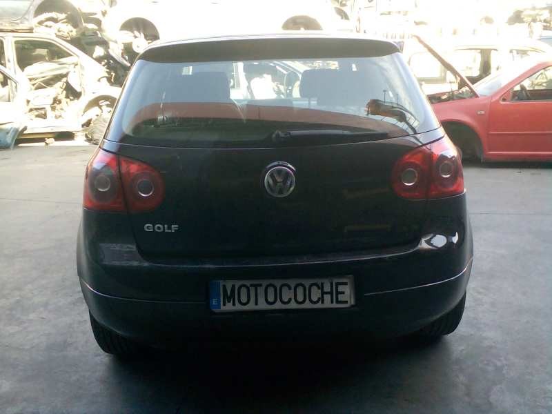 volkswagen golf v berlina (1k1) del año 2004