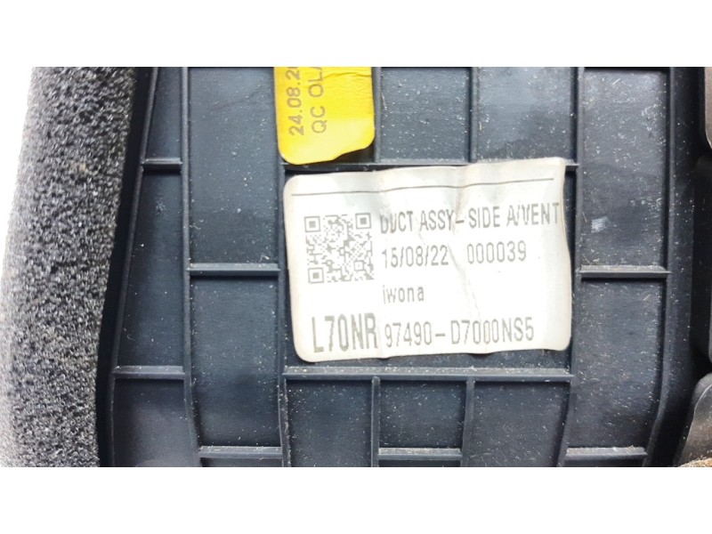 Recambio de aireador derecho para hyundai tucson classic blue referencia OEM IAM 97490D7000  