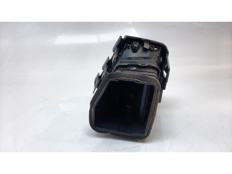 Recambio de aireador izquierdo para hyundai tucson classic blue referencia OEM IAM 97480D7000NS5  