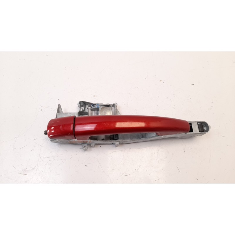 Recambio de maneta exterior delantera derecha para peugeot 208 1.2 12v e-thp referencia OEM IAM 9680168580  