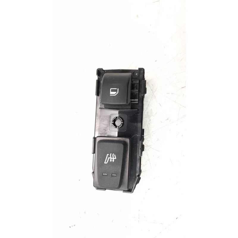 Recambio de mando elevalunas trasero derecho para kia sportage 1.6 gdi cat referencia OEM IAM 93581R2040  