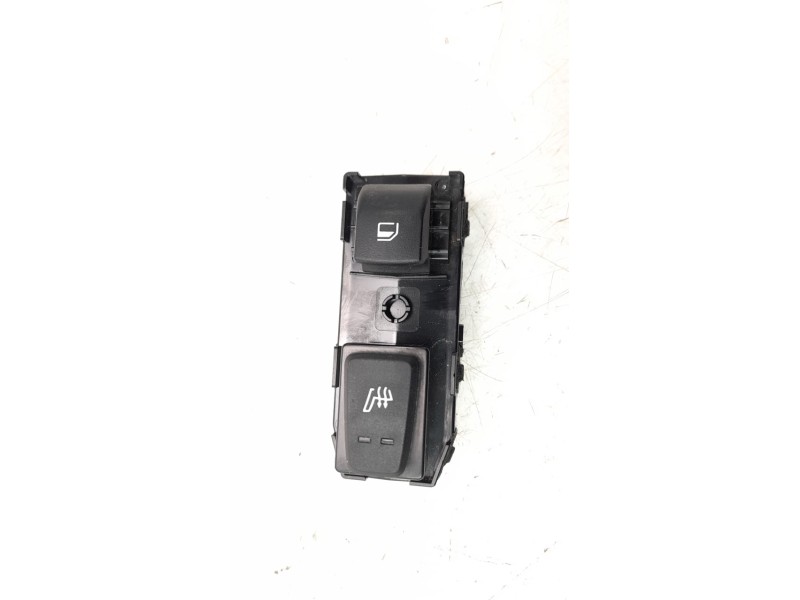 Recambio de mando elevalunas trasero derecho para kia sportage 1.6 gdi cat referencia OEM IAM 93581R2040  