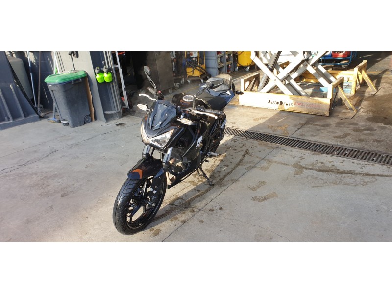 kawasaki z 300 del año 2017