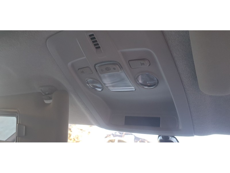 Recambio de luz interior para citroen c4 cactus origins referencia OEM IAM 96781444BJ  