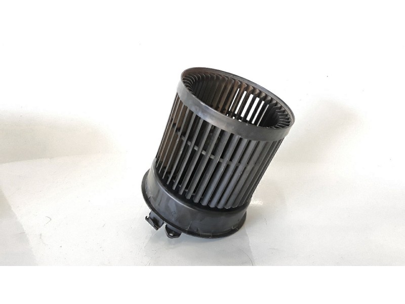 Recambio de ventilador calefaccion para nissan qashqai (j11) 1.2 16v cat referencia OEM IAM 272264EM0A  