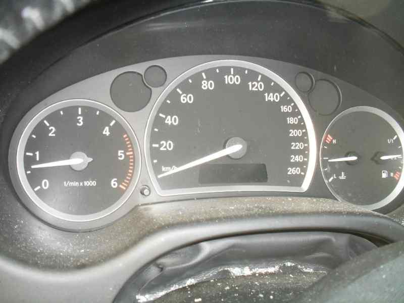 saab 9-3 berlina del año 2004