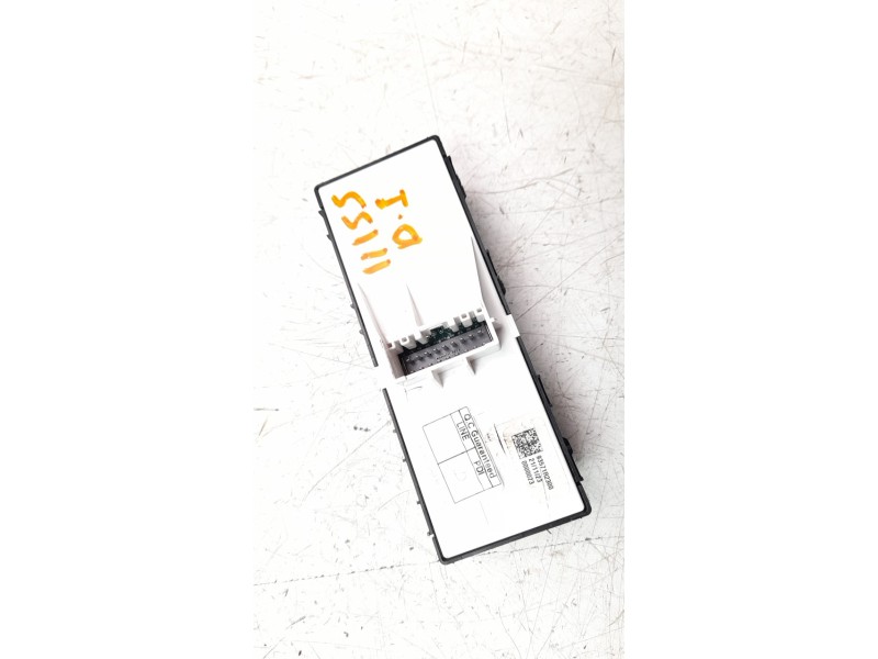 Recambio de mando elevalunas delantero izquierdo para kia sportage 1.6 gdi cat referencia OEM IAM 93571R21300  