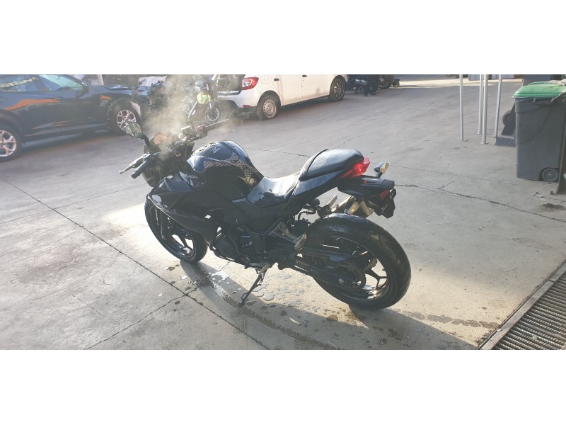kawasaki z 300 del año 2017