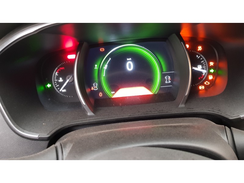 renault megane iv berlina 5p del año 2019