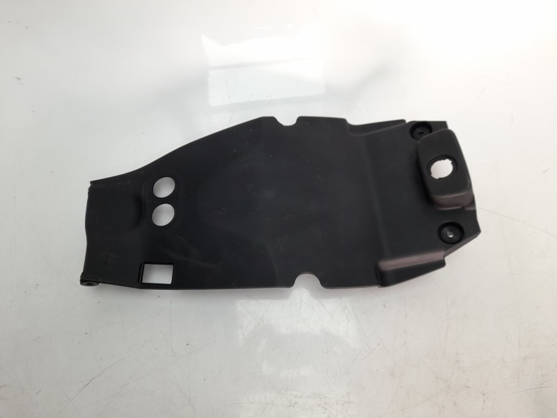 Recambio de paragolpes trasero para ducati scrambler 1100 scrambler 1100 referencia OEM IAM 4601G071A  