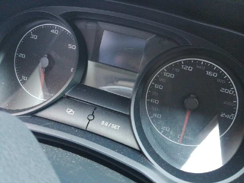 seat ibiza (6j5) del año 2014