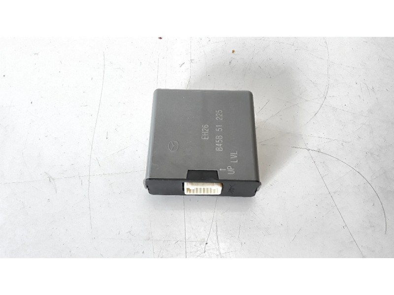 Recambio de modulo electronico para mazda 3 lim. () 2.2 turbodiesel cat referencia OEM IAM B45B51225  
