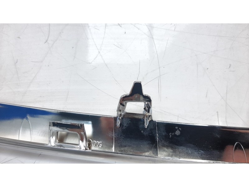 Recambio de molduras delanteras para seat leon (5f1) referencia OEM IAM 5F0854643F2ZZ 107213620 ST4282206