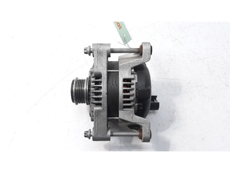 Recambio de alternador para opel corsa e gsi referencia OEM IAM 13585666 ALF880404DN 