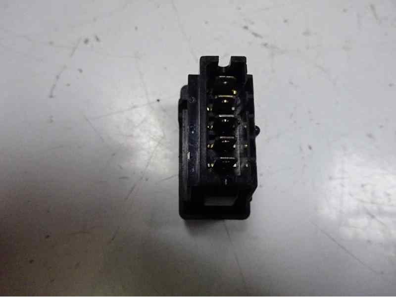 Recambio de interruptor para renault clio i fase i+ii (b/c57) 1.8 rsi (c 579 / 57h) referencia OEM IAM   