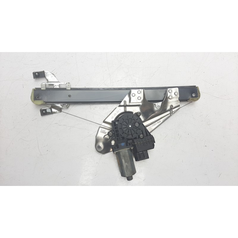 Recambio de elevalunas trasero derecho para audi a6 berlina (4b2) 2.5 v6 24v tdi referencia OEM IAM 4B0839398B 106020617 113648