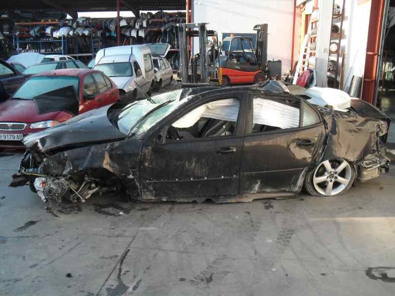 saab 9-3 berlina del año 2004