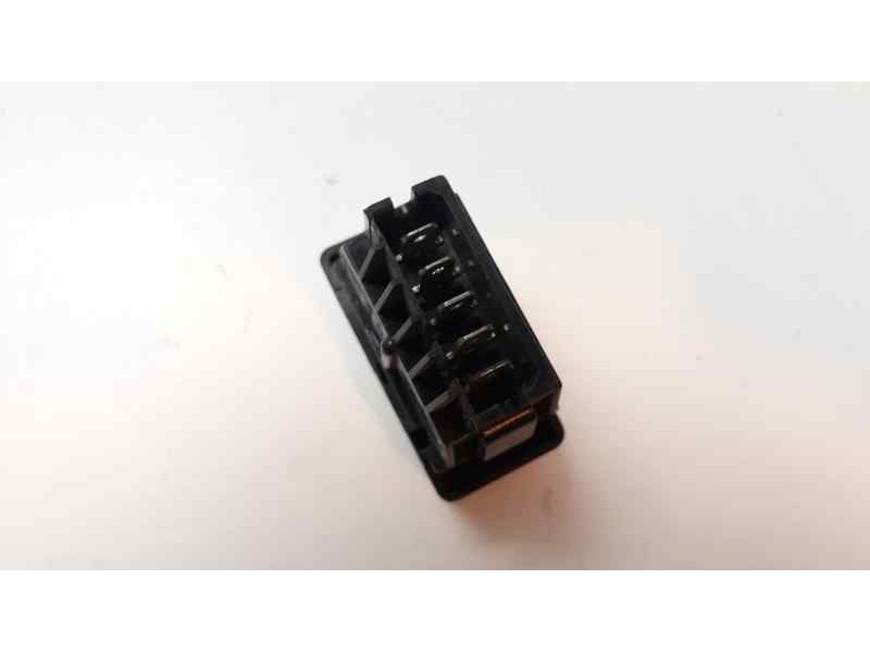 Recambio de interruptor para renault clio i fase i+ii (b/c57) 1.8 rsi (c 579 / 57h) referencia OEM IAM   