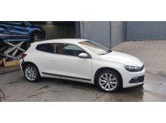 VOLKSWAGEN SCIROCCO (137)