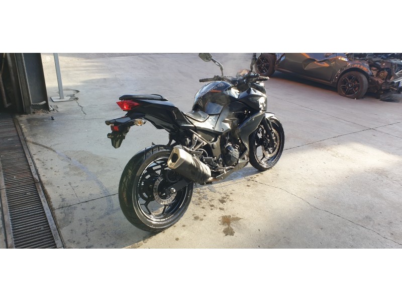 kawasaki z 300 del año 2017