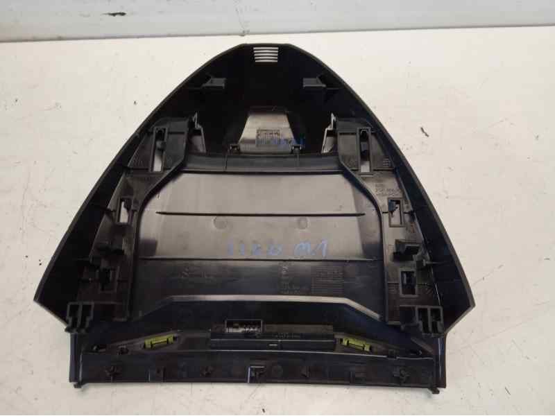 Recambio de moldura para volkswagen t-roc sport referencia OEM IAM 2GA868437  