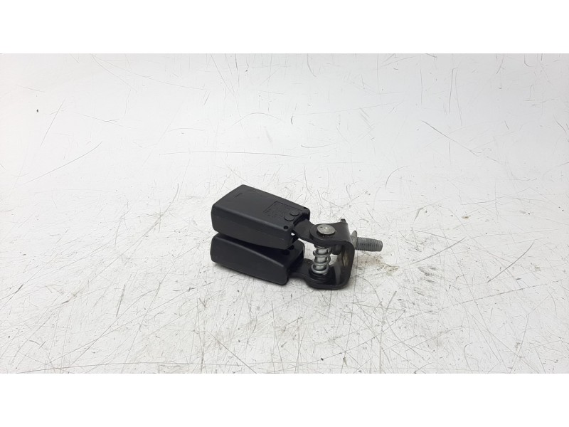 Recambio de cinturon seguridad trasero central para renault scenic iv grand edition one referencia OEM IAM 027100200  